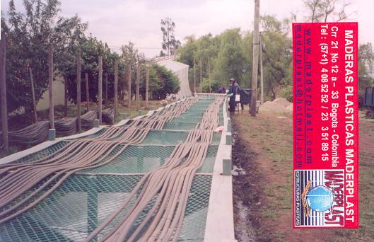 banco para lavado mangueras de riego como se lavan las manqueras de riego en una estructura de madera plástica maderplast limpiar destapar taquear aspersores manguera riego goteo rosio agua 001 banco para lavado mangueras de riego como se lavan las manqueras de riego en una estructura de madera plástica maderplast banco para lavado mangueras de riego como se lavan las manqueras de riego en una estructura de madera plástica maderplast limpiar destapar taquear aspersores manguera riego goteo rosio agua 001 limpiar destapar taquear aspersores manguera riego goteo rosio agua 001